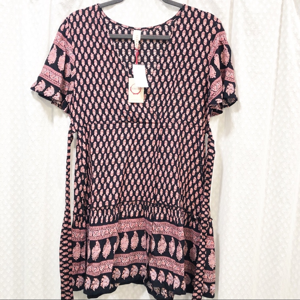 NWT RAGA • Avah short printed wrap dress MEDIUM